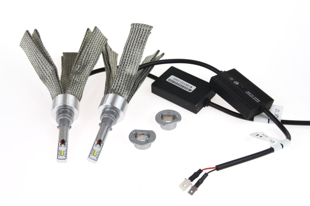 Комплект LED Крушки Amio за фар AMIO RS H1 - 50W 7000 Lm + 200% по-ярка светлина01081/71770 1кт.