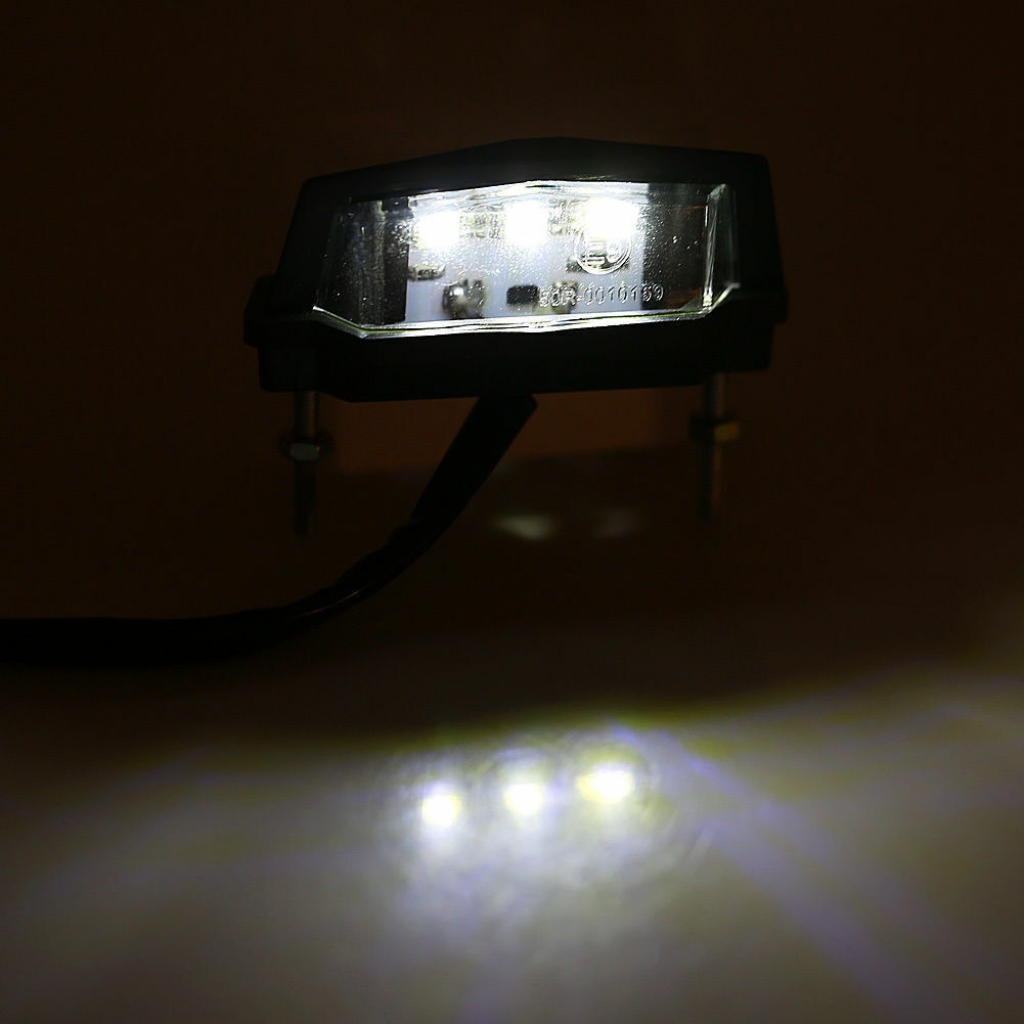 Плафон лампа за регистрационен номер 90166 12V e13 1брой Vertex 1бр.